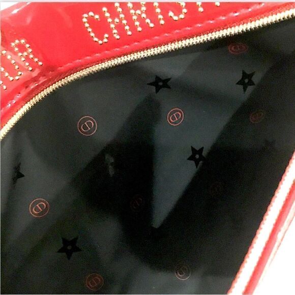 CHRISTIAN DIOR RED PATENT LEATHER CLUTCH WITH RHINESTONES SILVER STAR CH… - Picture 8 of 8